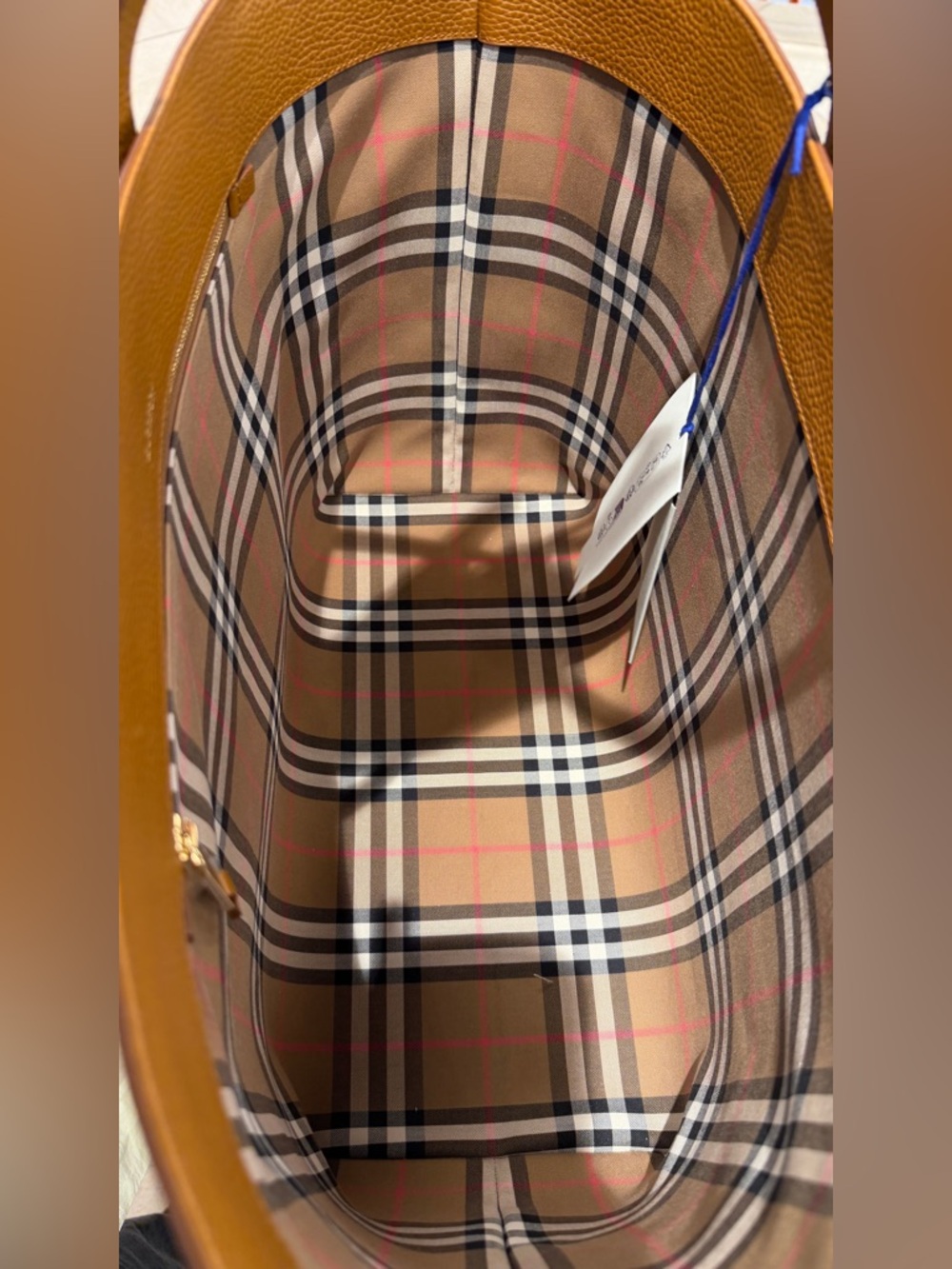 Sale ends 5/1 Burberry Brown Pebbled Leather tote bag with check print new - Picture 5 of 7